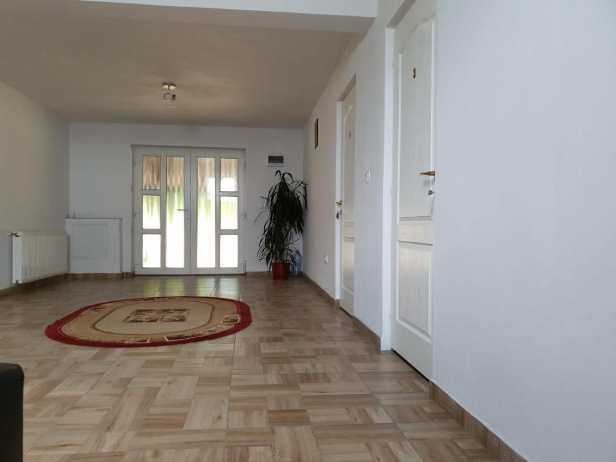 Pensiunea Ovidiu Beclean  Exterior foto