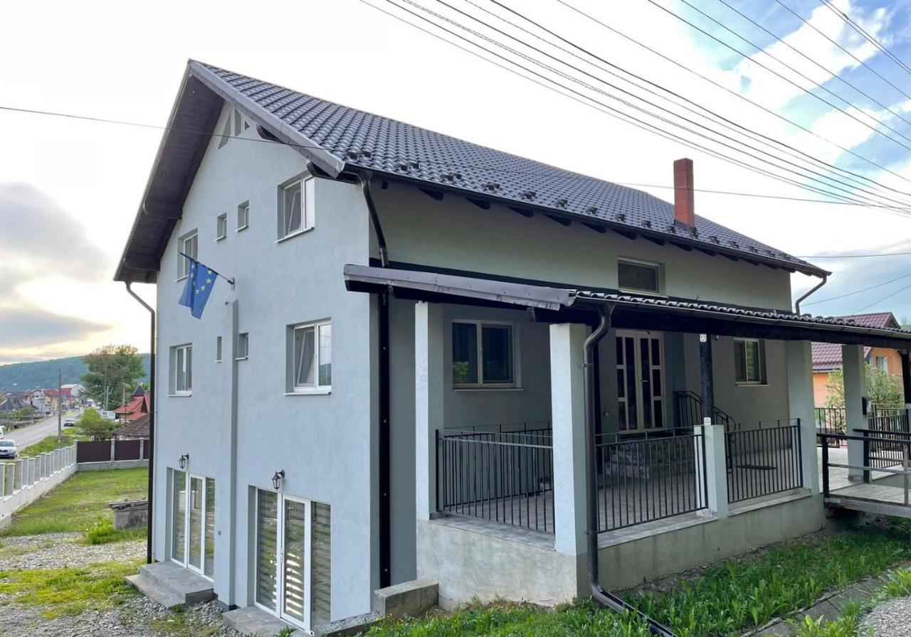 Pensiunea Ovidiu Beclean  Exterior foto
