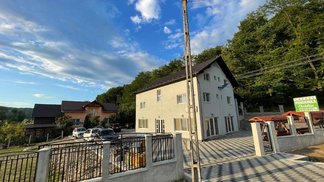 Pensiunea Ovidiu Beclean  Exterior foto